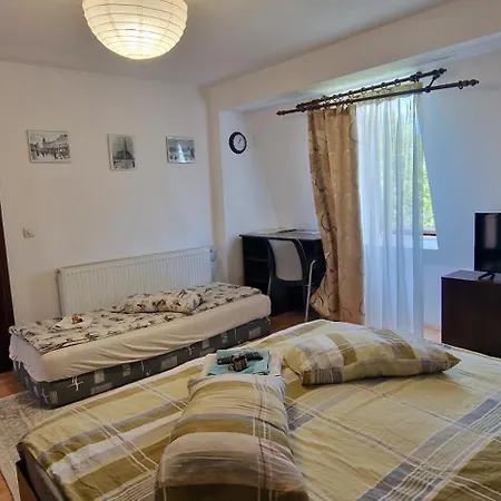 Lexington דירה